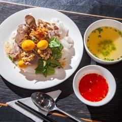 Quán Bánh Ướt Lòng Gà Bánh Canh Bún Thang Hủ Tiếu Ngon Thủ Đức