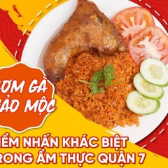 Quán Cơm Gà Thảo Mộc Ở Quận 7