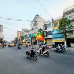 Bán nhà lầu MẶT TIỀN Phạm Văn Thuận, 160m2, đối diện chợ Tân Mai chỉ 16 tỷ