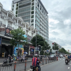 Nhỉnh 8 tỷ có nhà đẹp Dương Quảng Hàm 92m2 4 tầng ngang gần 5m gần Đại học VL.