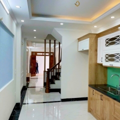 SIÊU ĐẸP NHÀ 5 TẦNG MỚI KONG 200M RA ROYACITY NGÃ TƯ SỞ PHỐ NGUYỄN TRÃI THANH XUÂN HÀ NỘI DT:46M2 6 PHÒNG NGỦ GIÁ:5x TỶ.