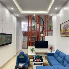 BÁN NHÀ PHỐ VĨNH HỒ, ĐỐNG ĐA: 54M2, 4 NGỦ, NGÕ RỘNG, GẦN Ô TÔ, NHỈNH 5 TỶ