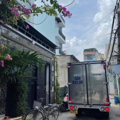 Chuyển nhượng nhà ô tô ra vô Gần Phạm Văn Đồng Hiệp Bình Chánh 112m